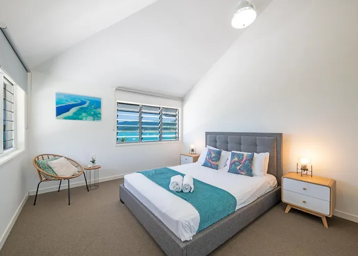 49 On Airlie - Airlie Beach
